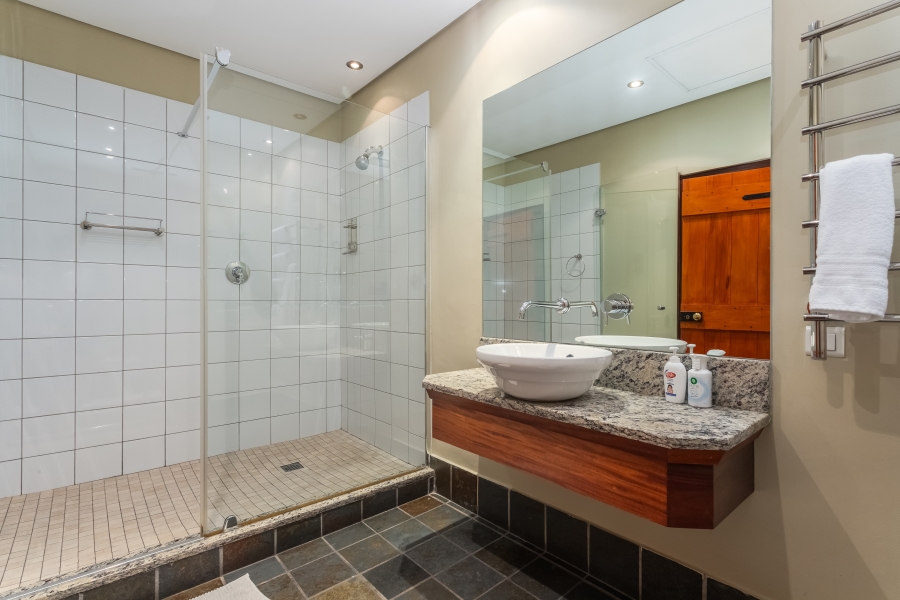 7 Bedroom Property for Sale in Cape Town City Centre Western Cape